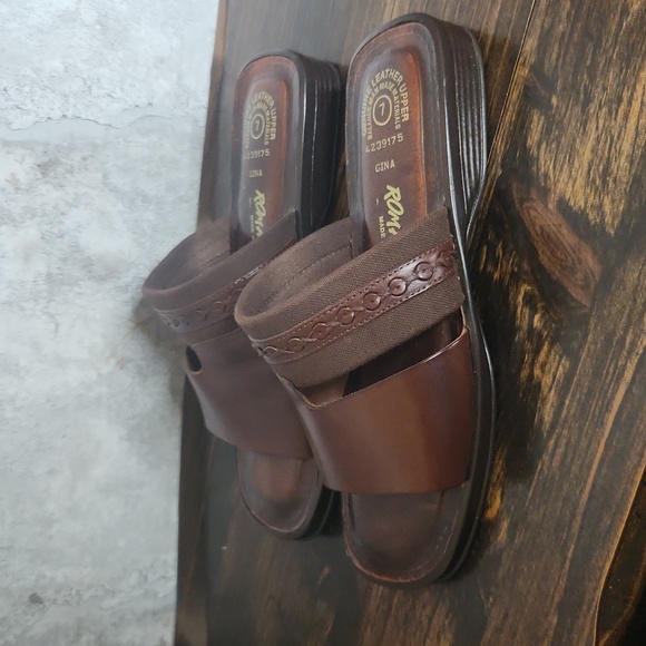 Romano Gina women’s slip on leather sandals size 7 - Picture 4 of 10